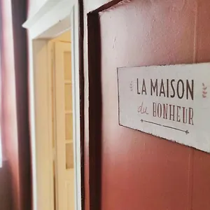 https://extra-centre-historique-cahors-vaste-appartement.midi-pyreneeshotels.com