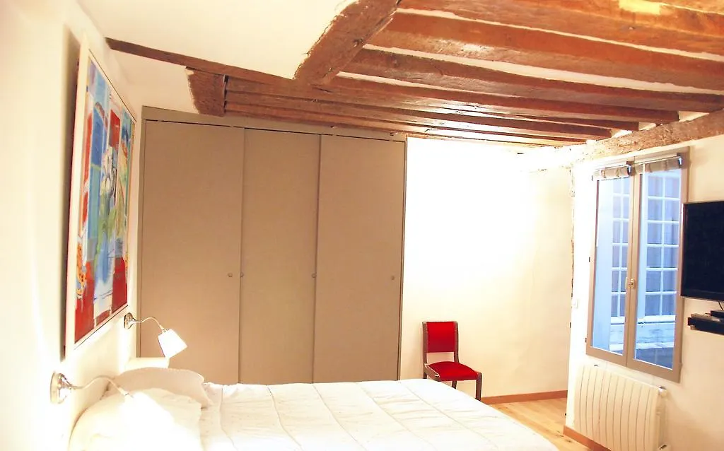 Studio Aboukir París 0*,  Francia